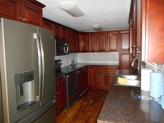 3rd image of 8803 S Lagoon St