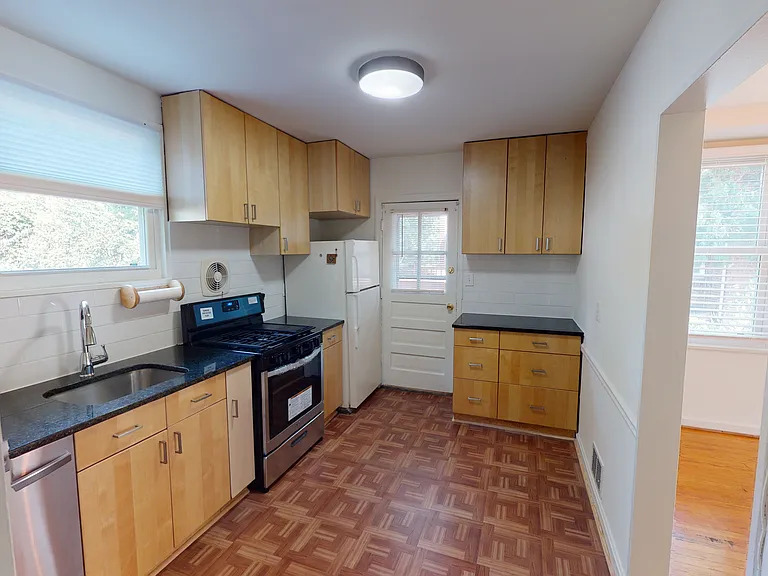 16 E Taylor Run Pkwy — Photo 8