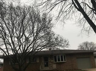 2044 Greenwich Ln, Toledo, OH 43611