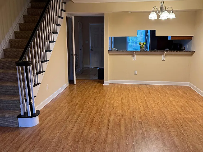 1 Forest Glen Dr #13 — Photo 6