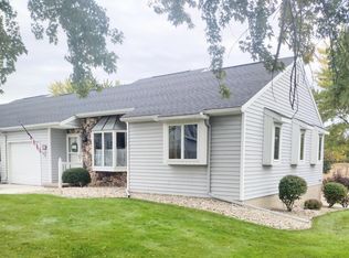6083 Golfview Dr, Cass City, MI 48726