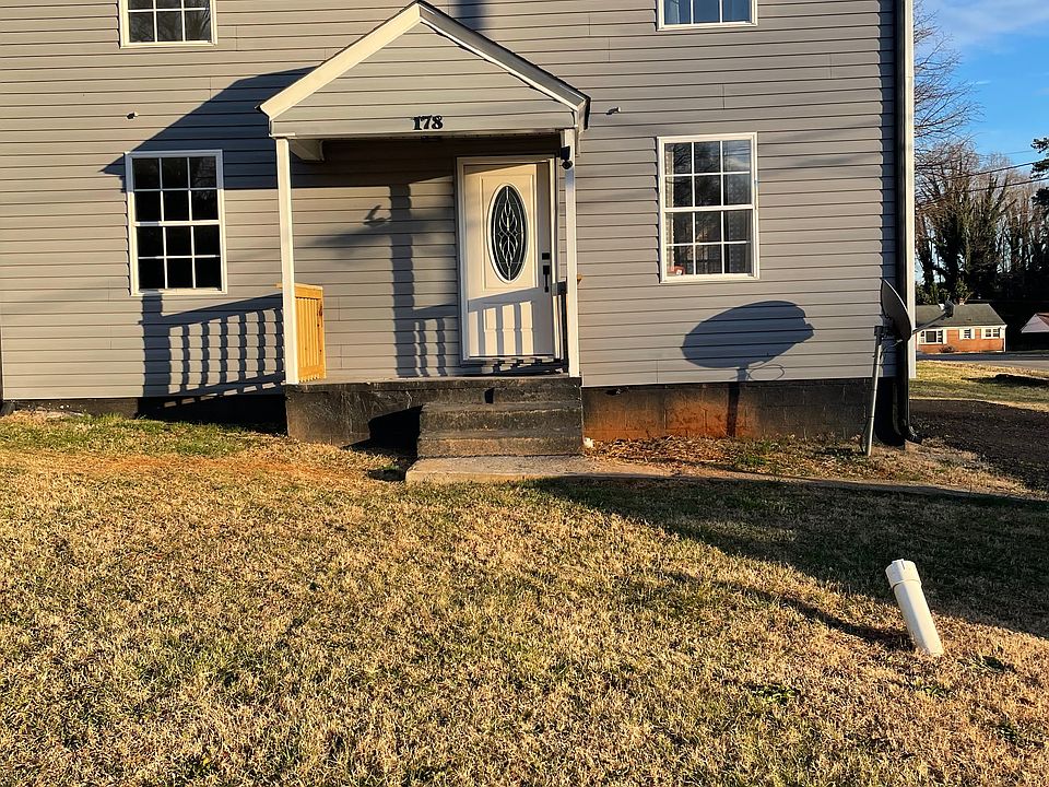 1st image of 178 Erwin St #2