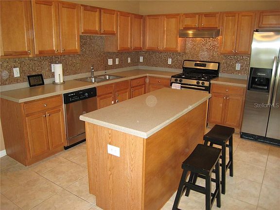 5th image of 16108 Stags Leap Dr
