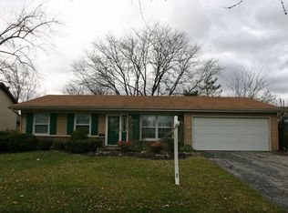 65 Old Mill Grove Rd, Lake Zurich, IL 60047