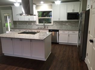 137 Hickory St, Denham Springs, LA 70726