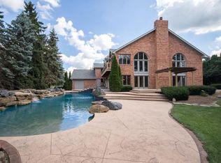 23925 Currie Rd, South Lyon, MI 48178