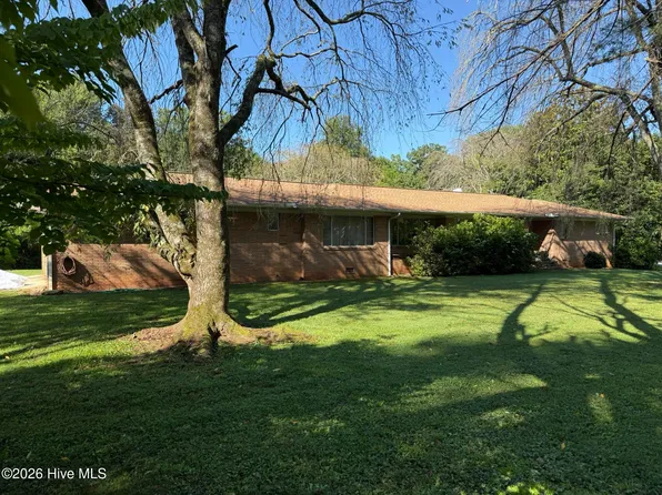 16 Hemlock Way, Andrews, NC 28901