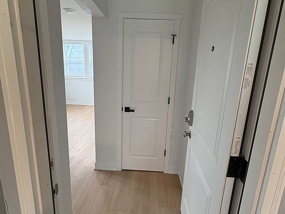 3rd image of 511 W Charles St APT 4