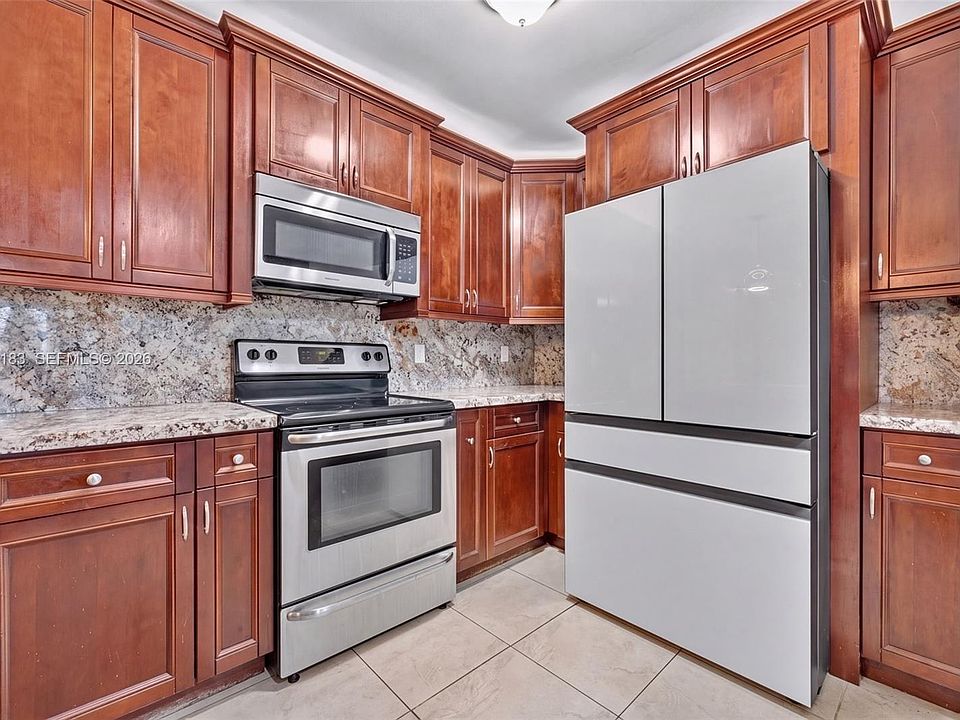 1st image of 3007 N Oakland Forest Dr APT 107