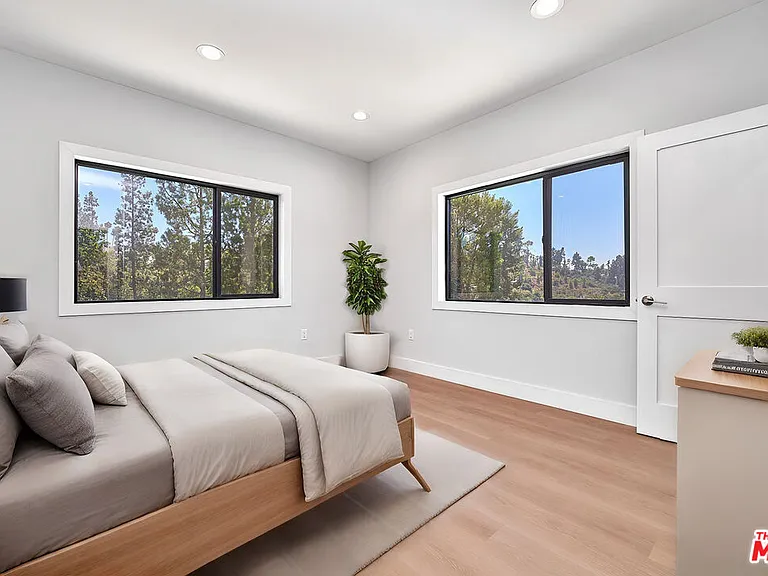 102 Marion Blvd — Photo 31