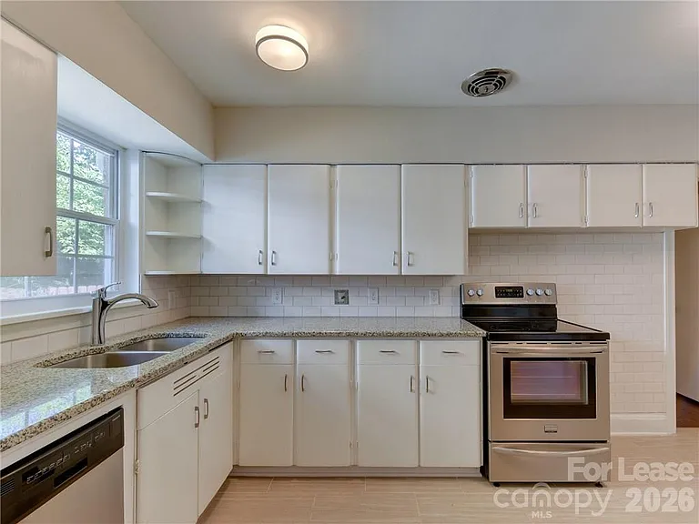813 Sunnyside Ave — Photo 13