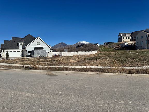 4th image of 3583 S Mapleton Dr