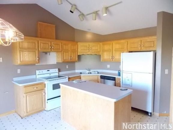 3rd image of 5795 Nelmark Ave NE