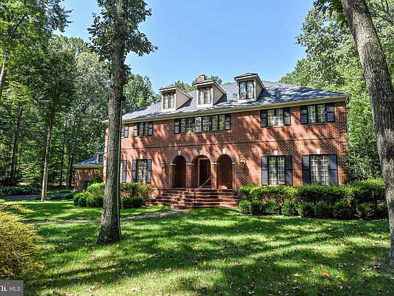 4th image of 2030 Huntwood Dr