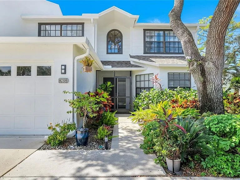 823 Meadowland Dr #H — Photo 2