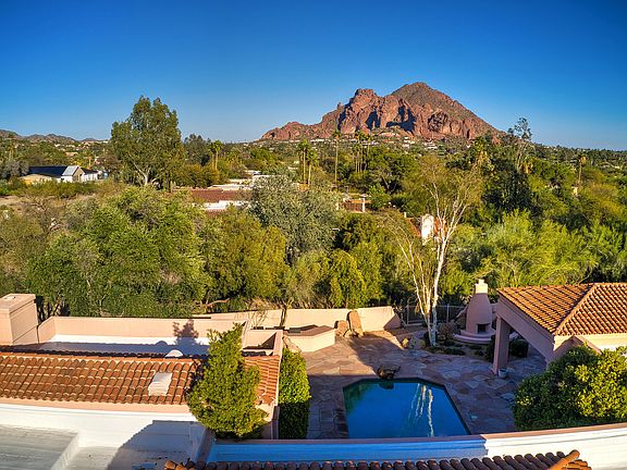 3rd image of 3811 E San Miguel Ave