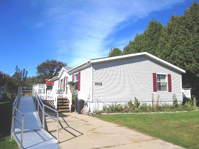 1st image of 3505 12th St