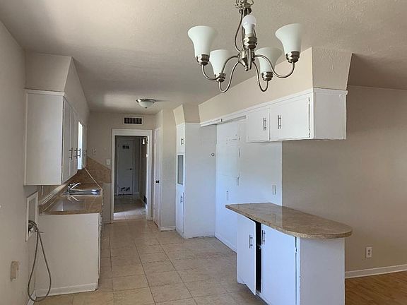 4th image of 1103 S Franklin Ave