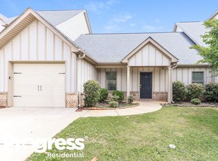 129 Colony Park Ln, Locust Grove, GA 30248
