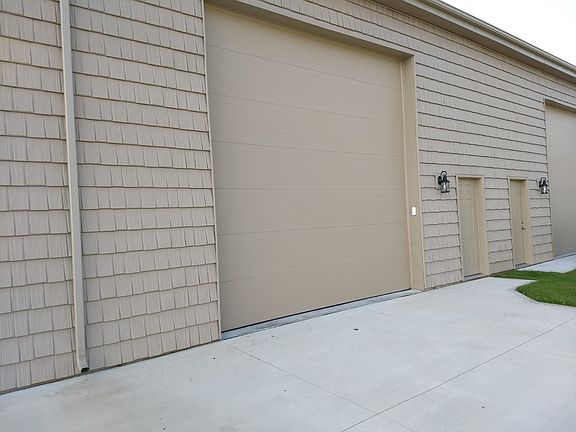 26' x 30' Storage Garage