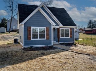 16610 E Spring Ave, Elkton, VA 22827