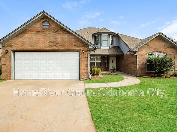 2nd image of 520 N Caddell Way