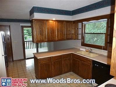3rd image of 7400 Brentwood Cir