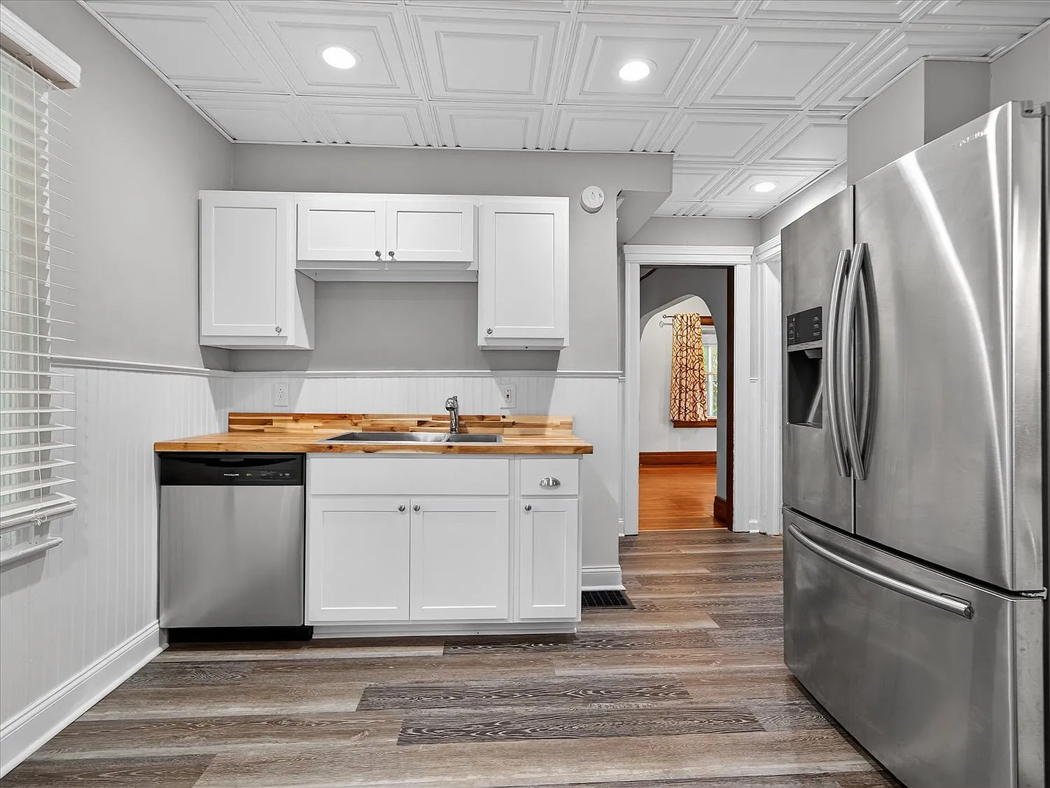 1 bed, 1362 sqft, $1,200 — Photo 4