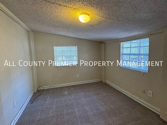 3rd image of 1337 41st St #2