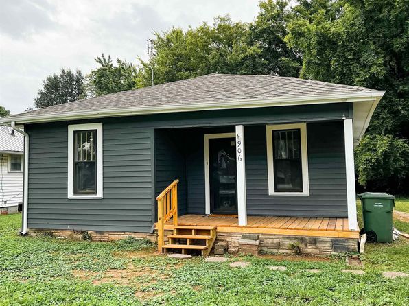906 E 8th St, Tuscumbia, AL 35674