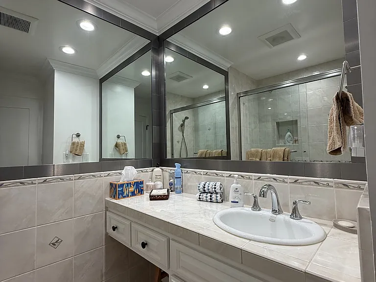 24242 Santa Clara Ave #33-1 — Photo 47