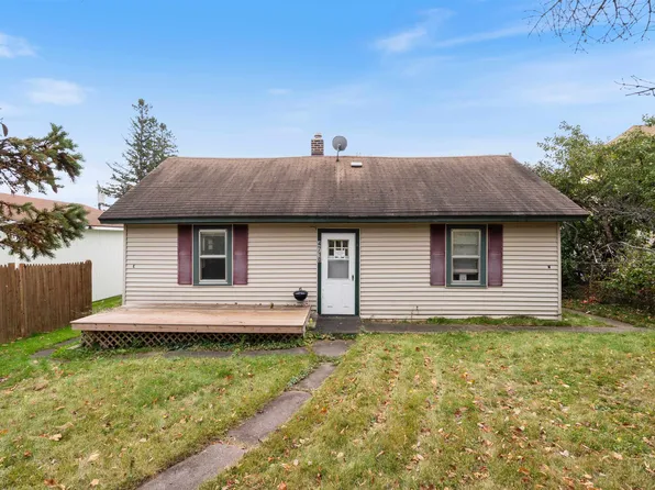 4710 McCulloch St, Duluth, MN 55804