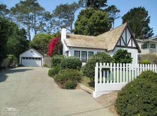 945 Jewell Ave, Pacific Grove, CA 93950