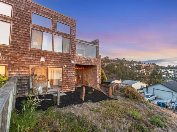 290 Beachview Ave APT 39, Pacifica, CA 94044