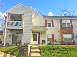 5811 Hidden Lake Dr APT O, Harrisburg, PA 17111