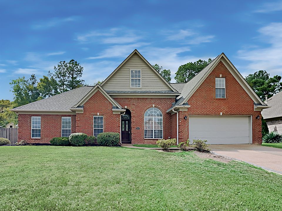 1st image of 4045 Sidlehill Dr