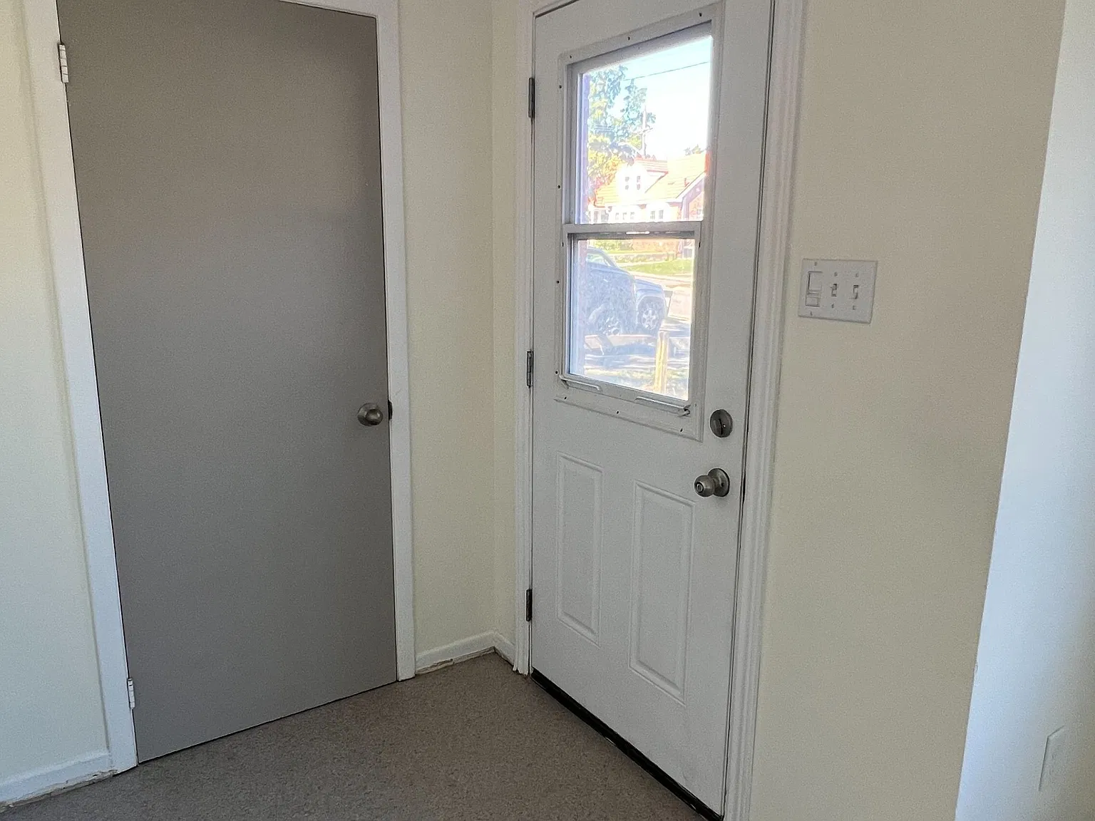 3 bed, $2,275 — Photo 4