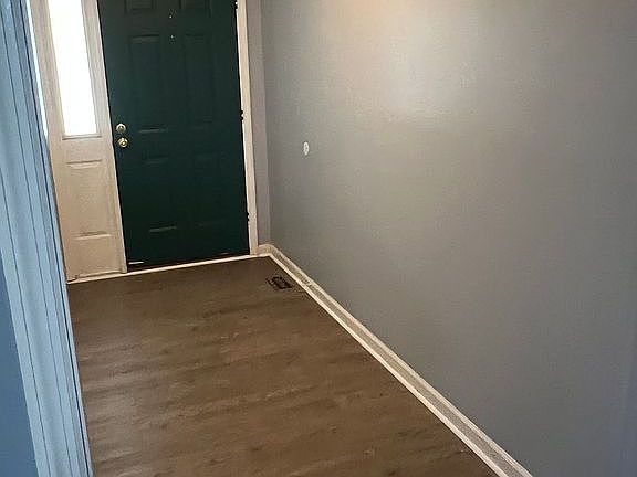4th image of 4426 Pensacola Dr