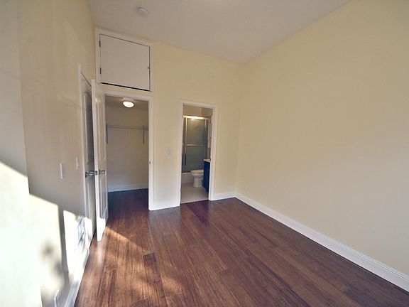3rd image of 2643A Harrison St