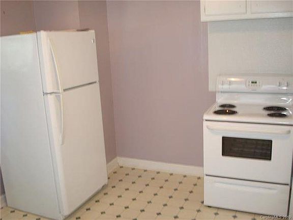 4th image of 1523 Poston Cir