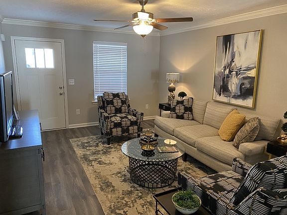 File Photos Under Construction Great Room