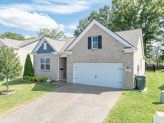 3rd image of 8063 Forest Hills Dr