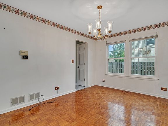 5th image of 284 Gatewood Ln