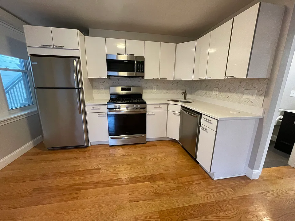111 Berkshire St #4