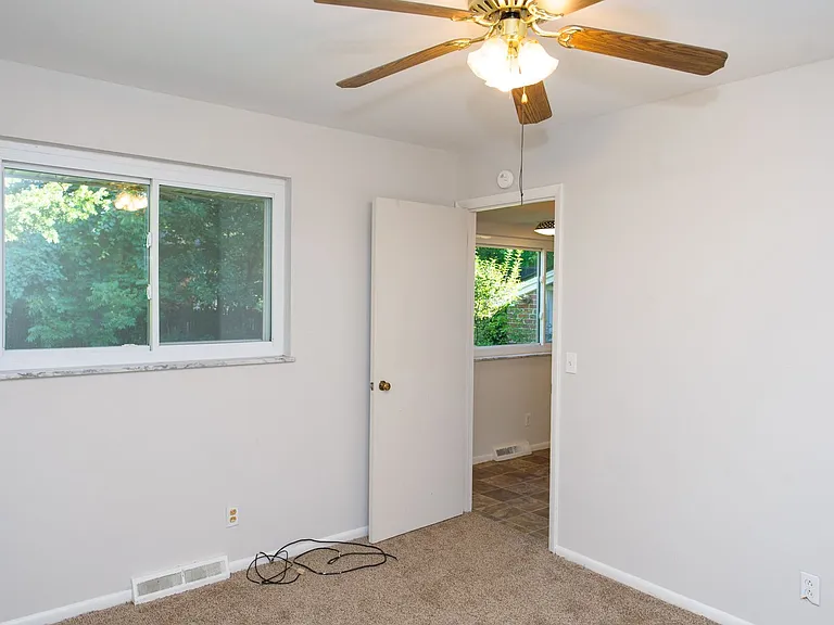 2656 Royal Glen Dr — Photo 22