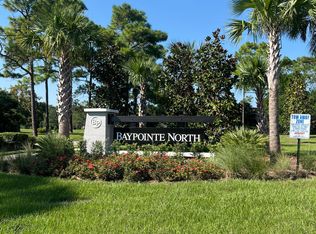 9465 Star Dr, Jacksonville, FL 32256