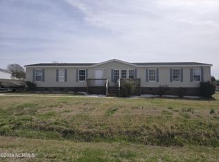 308 Cypress Knoll Dr, Richlands, NC 28574