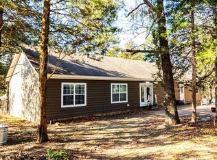 21 Lyndon Ln, Batesville, AR 72501