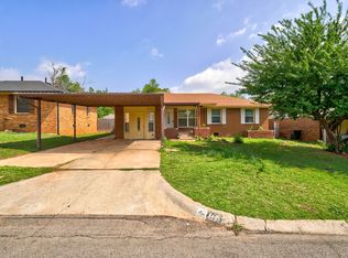 117 E Pratt Dr, Midwest City, OK 73110