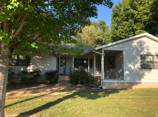 221 W Main St, Hornbeak, TN 38232